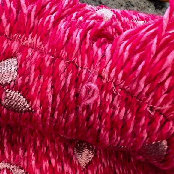 Louis Vuitton Logomania Scarf - Picture 8 of 12